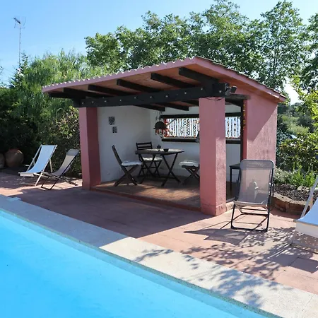 El Cedre Blau Vivienda con piscina en Granollers-2